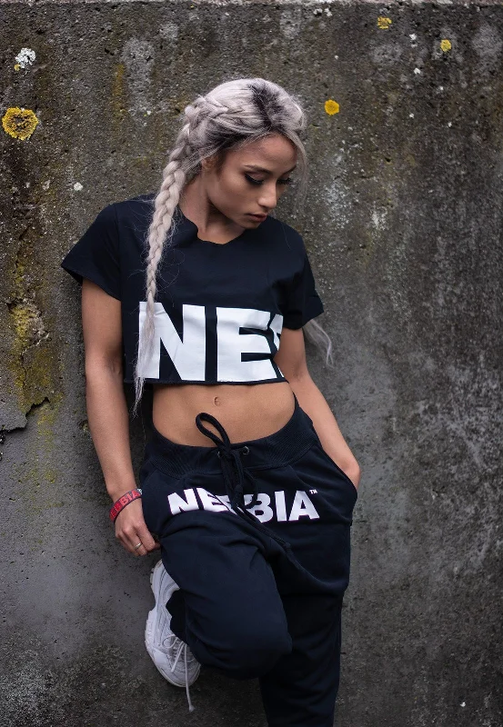 Nebbia Crop Top 461 - Black