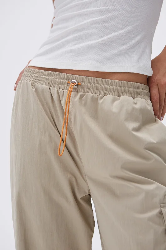 Loose Pocket Pants - Beige